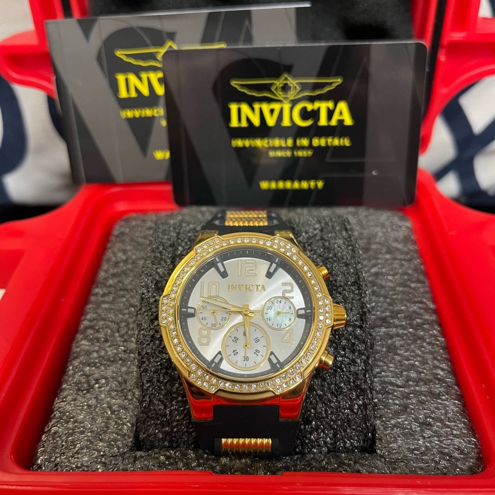 ❣️INVICTA ~ Women’s Watch ~ Black Silicone & Gold
